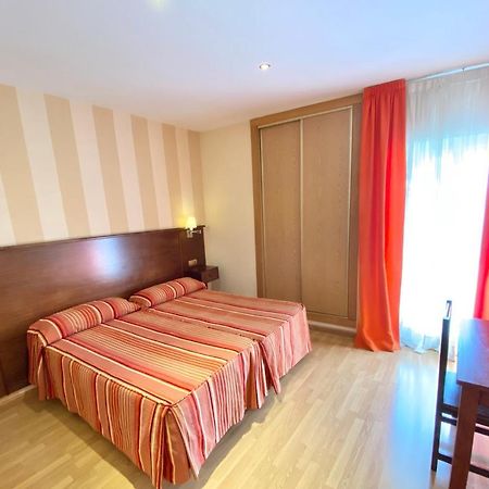 Hotel Fernando IV Martos Eksteriør billede