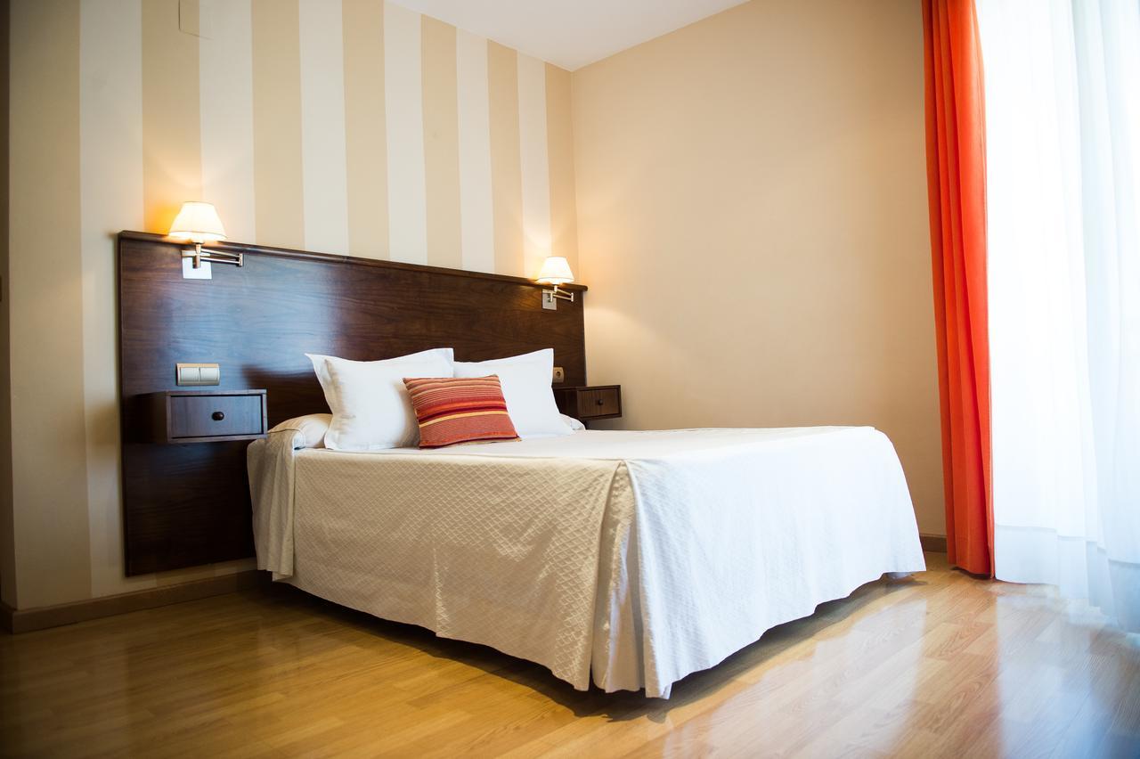Hotel Fernando IV Martos Eksteriør billede