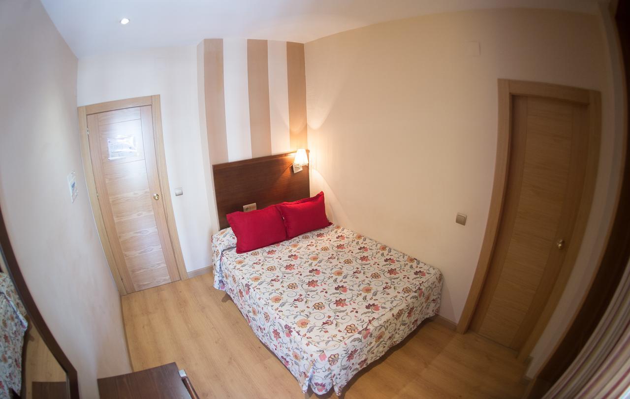 Hotel Fernando IV Martos Eksteriør billede