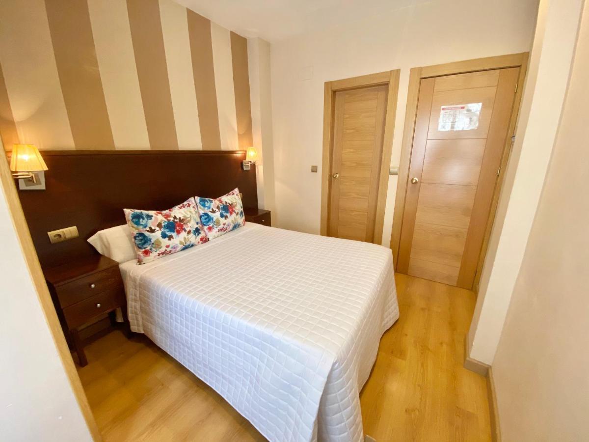 Hotel Fernando IV Martos Eksteriør billede